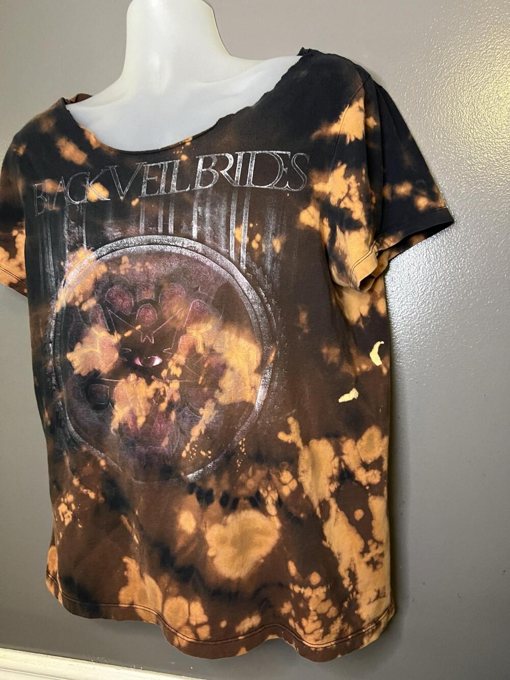 Black Veil Brides Shirt Mens Large Black Brown Bleach Tie Dye Graphic Band Tee - Picture 4 of 7